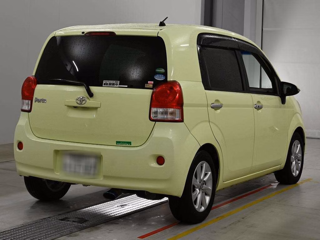 TOYOTA PORTE