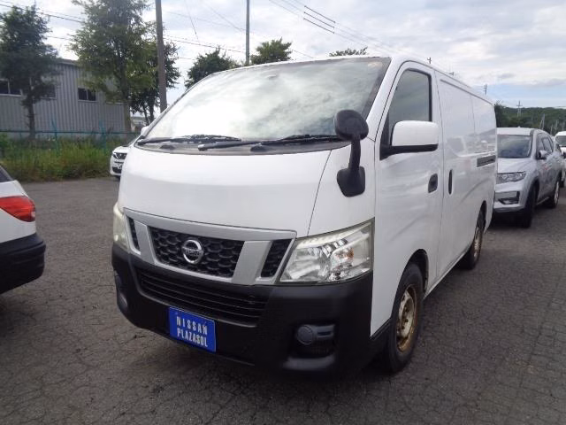 NISSAN NV350 CARAVAN