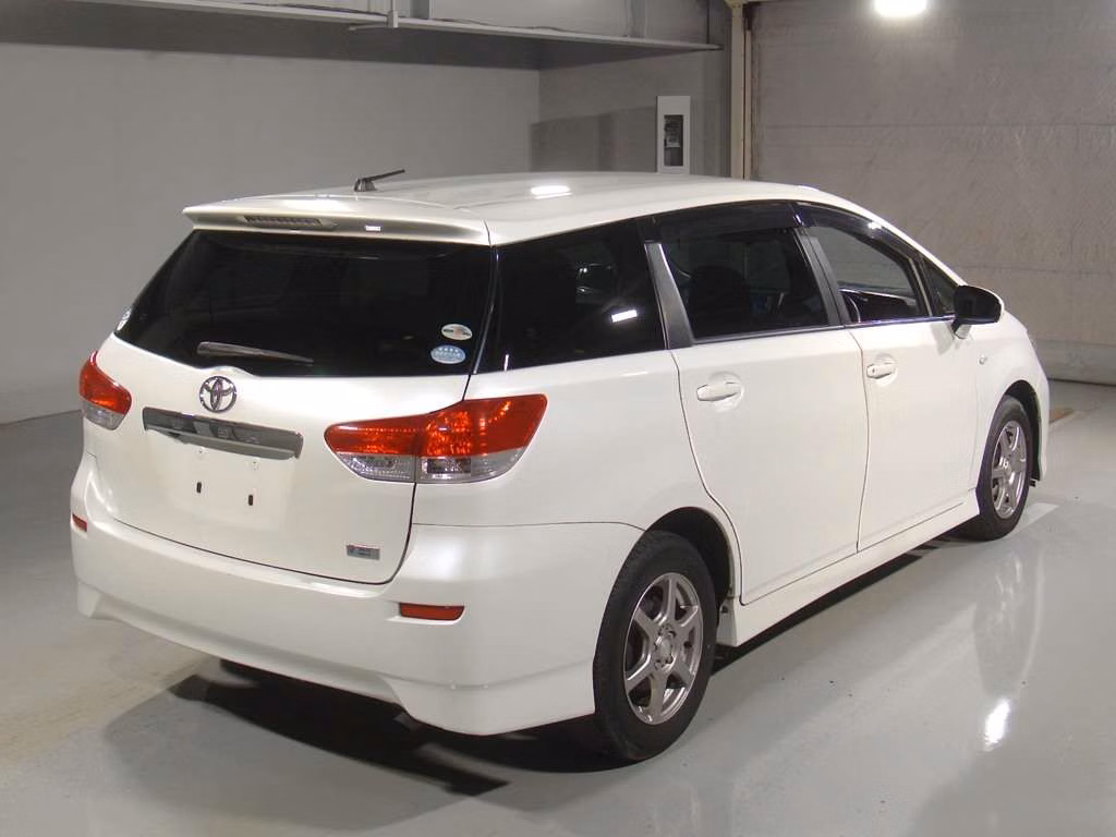 TOYOTA WISH
