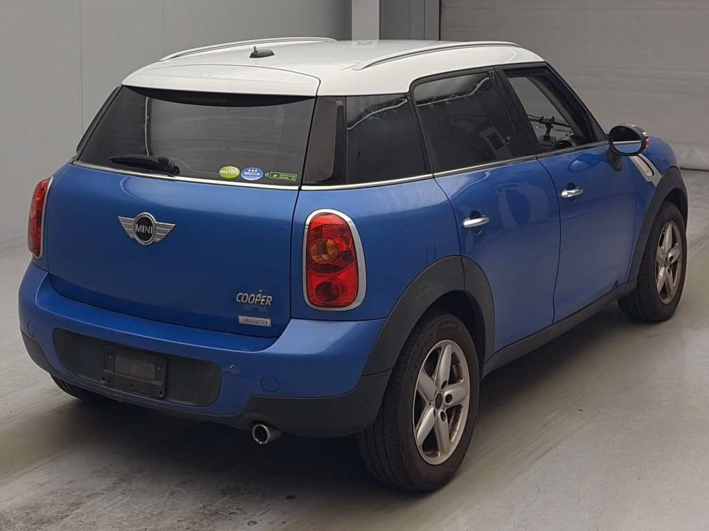 MINI CROSSOVER