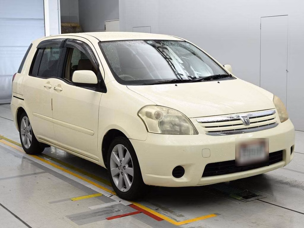 TOYOTA RAUM