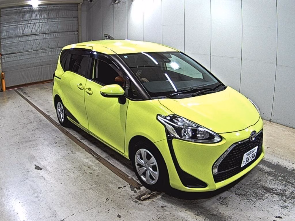 Toyota Sienta