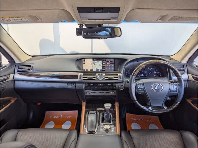 LEXUS LS460