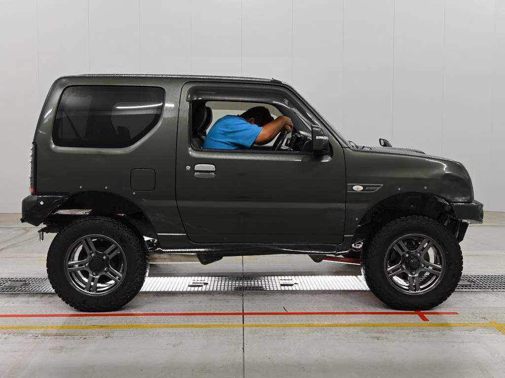 SUZUKI JIMNY