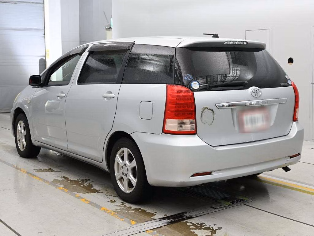 TOYOTA WISH