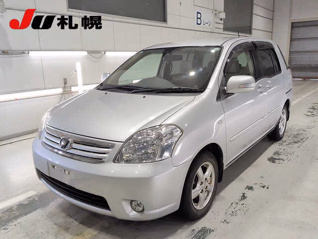 TOYOTA RAUM