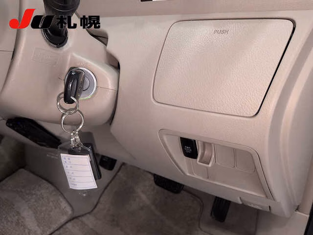 TOYOTA RAUM