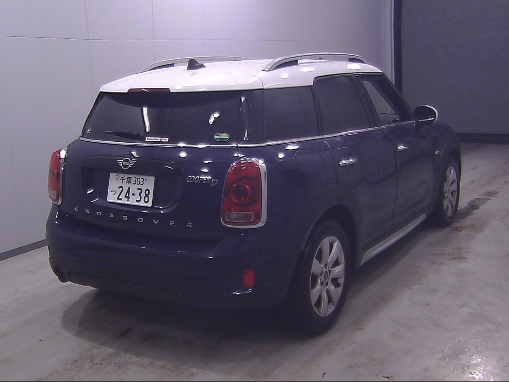 MINI CROSSOVER