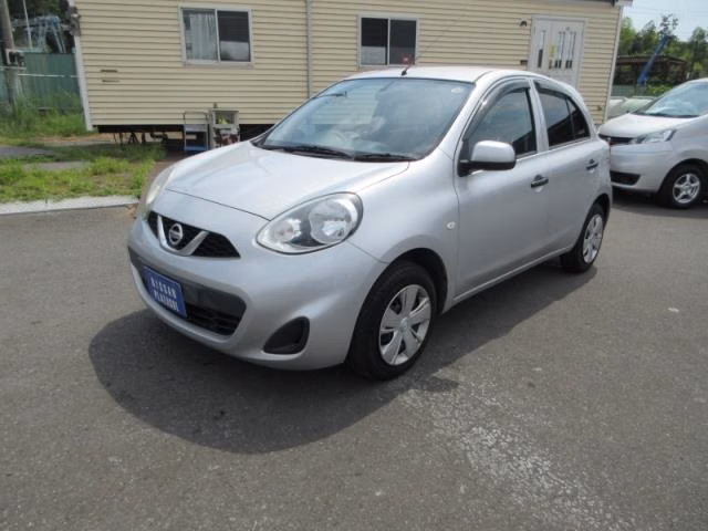 Nissan March