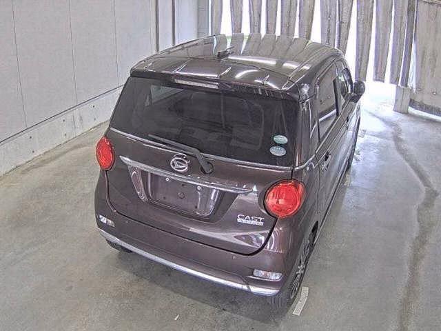 DAIHATSU CAST