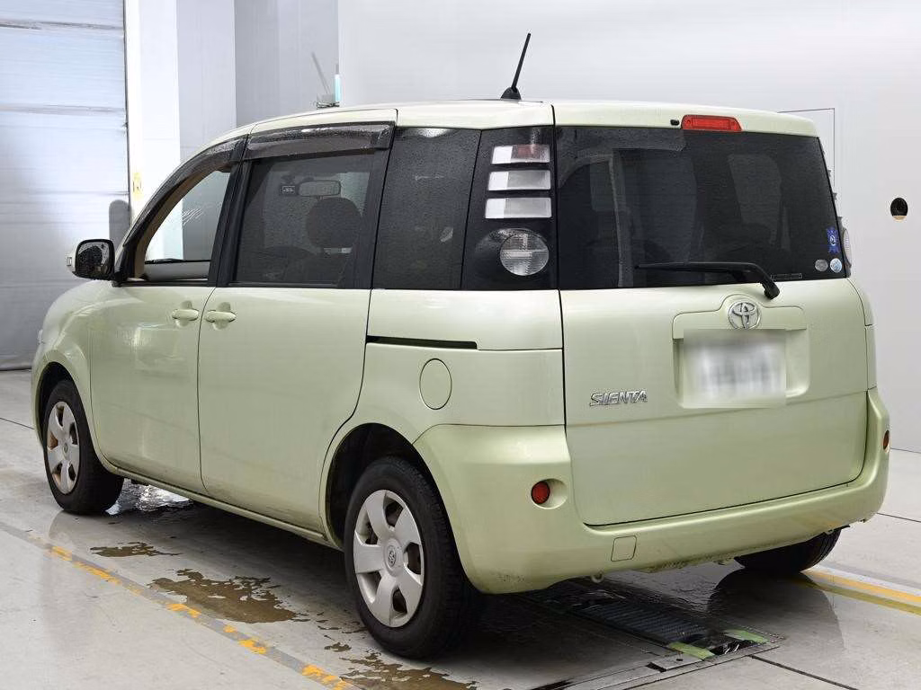 TOYOTA SIENTA