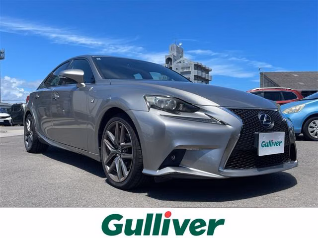 Lexus IS300h