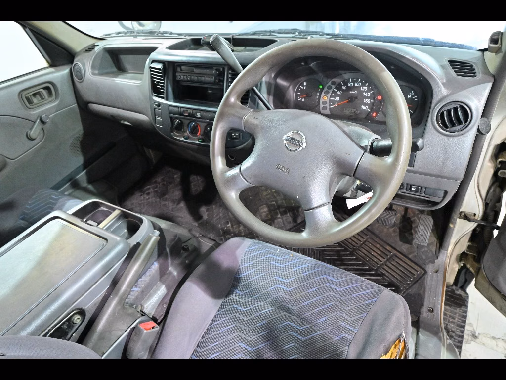 NISSAN CARAVAN