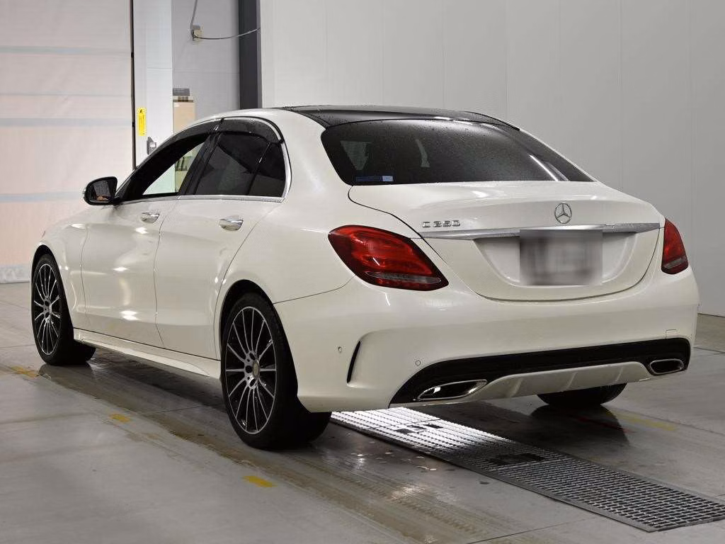 MERCEDES-BENZ C-CLASS