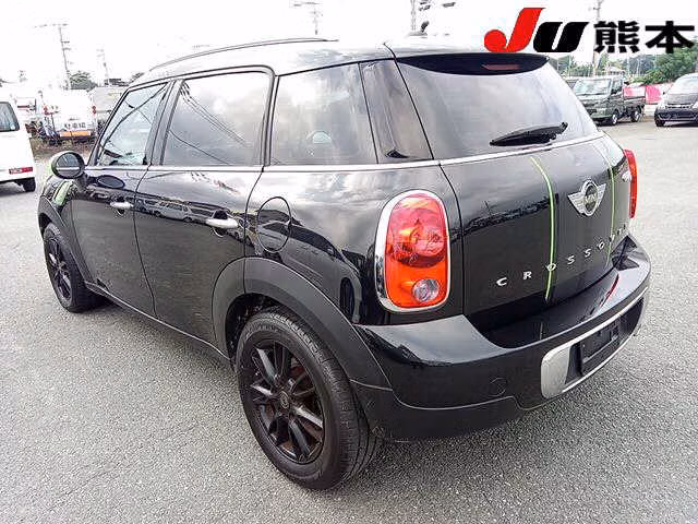 MINI CROSSOVER
