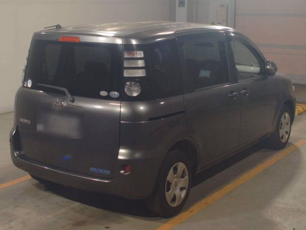 TOYOTA SIENTA