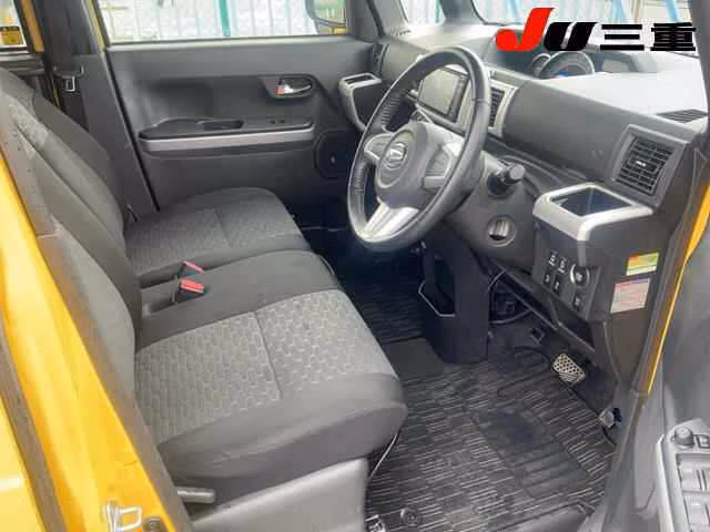 DAIHATSU WAKE