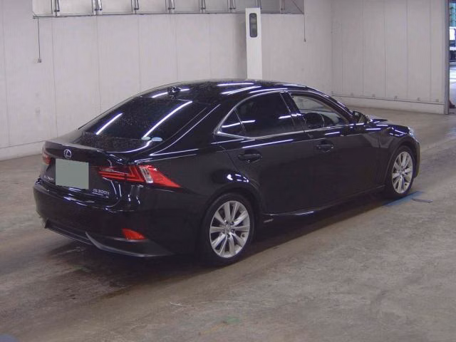 Lexus IS300h