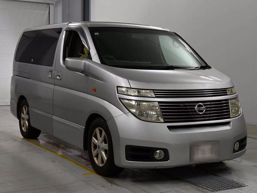 NISSAN ELGRAND