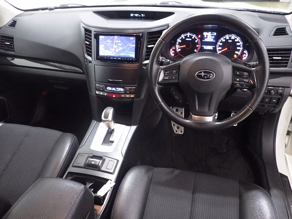 SUBARU LEGACY