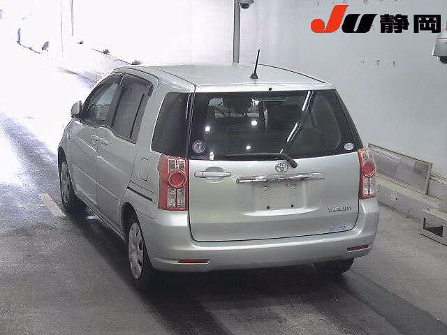 TOYOTA RAUM