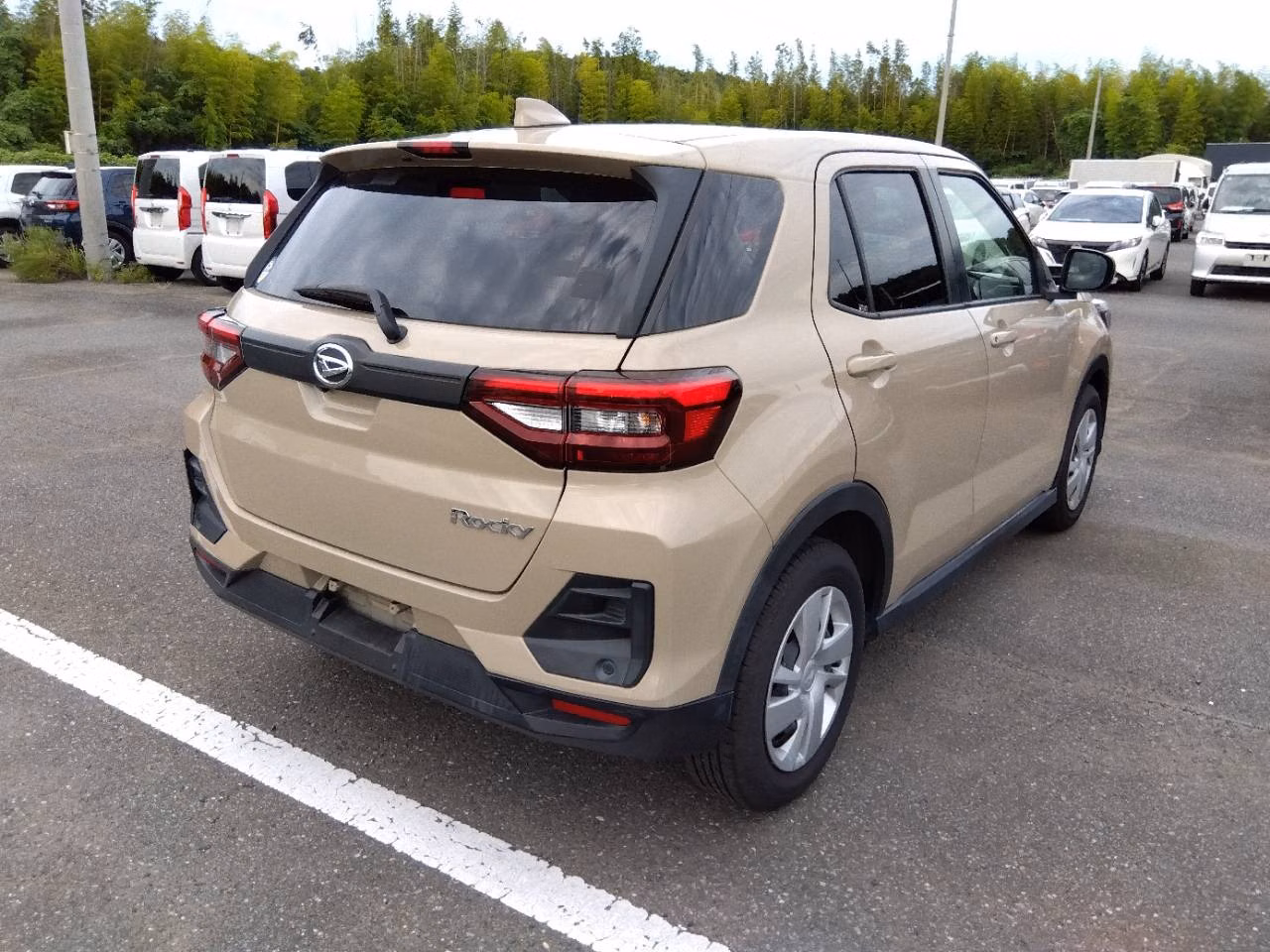 DAIHATSU ROCKY