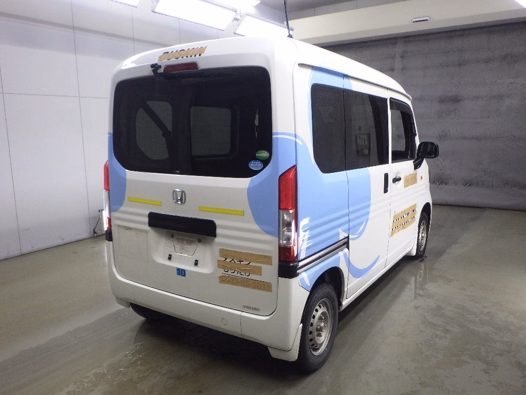 HONDA N-VAN
