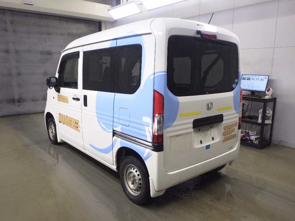 HONDA N-VAN