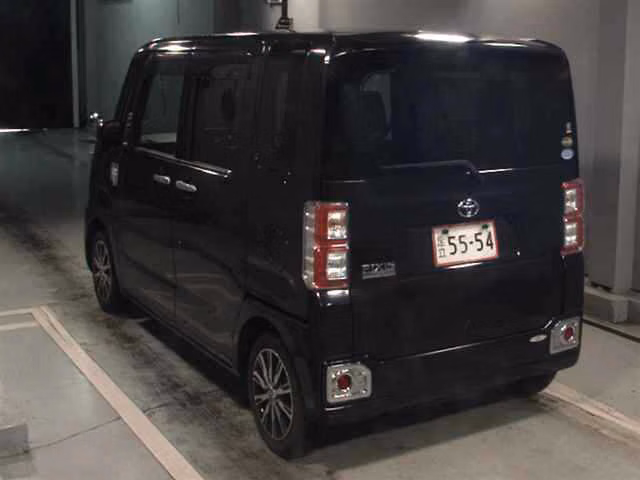 TOYOTA PIXIS MEGA