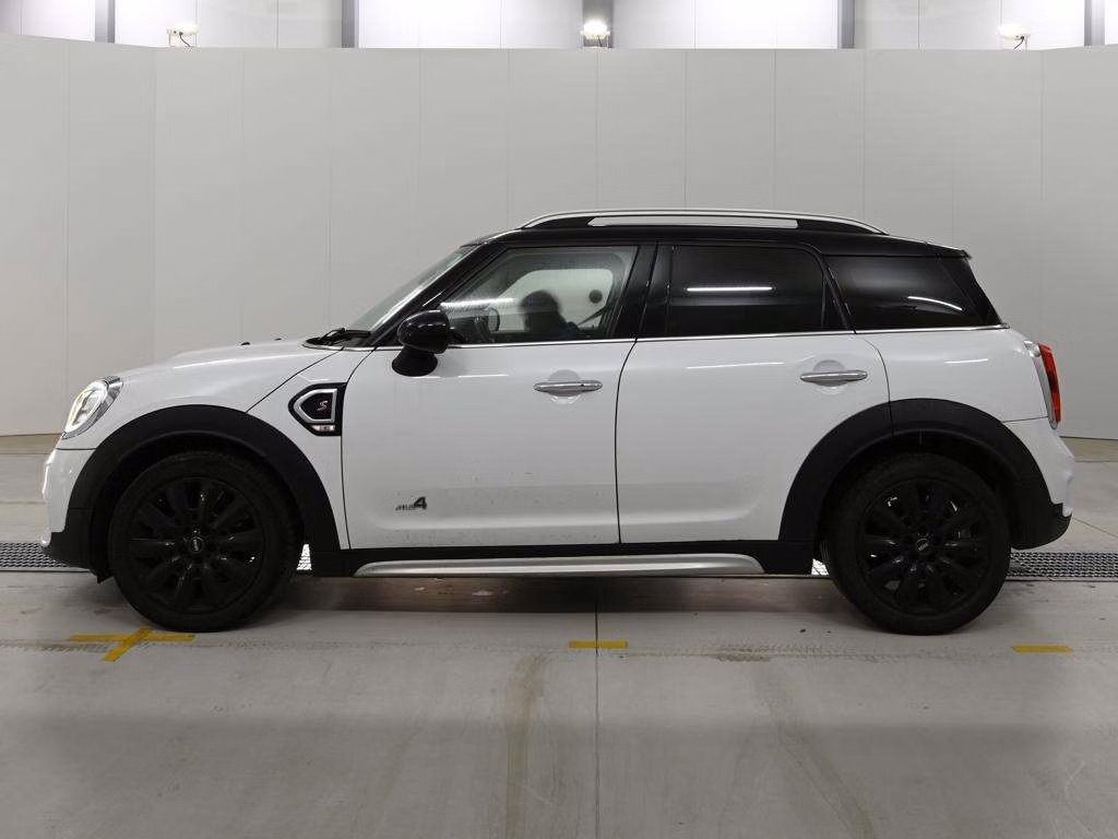 MINI CROSSOVER
