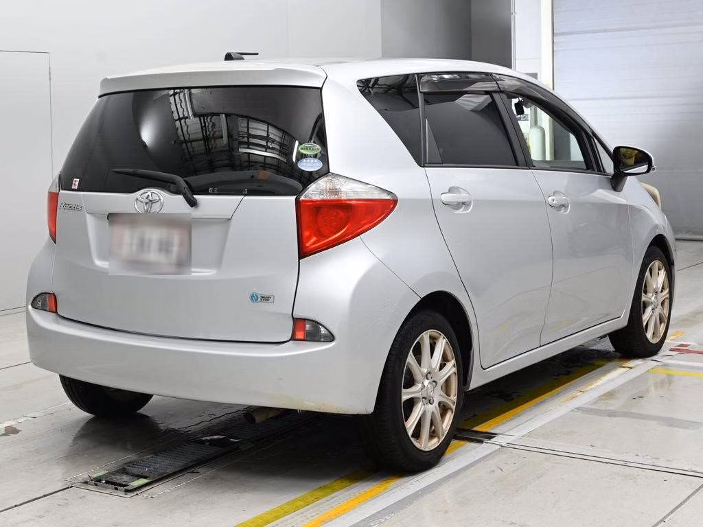 TOYOTA RACTIS