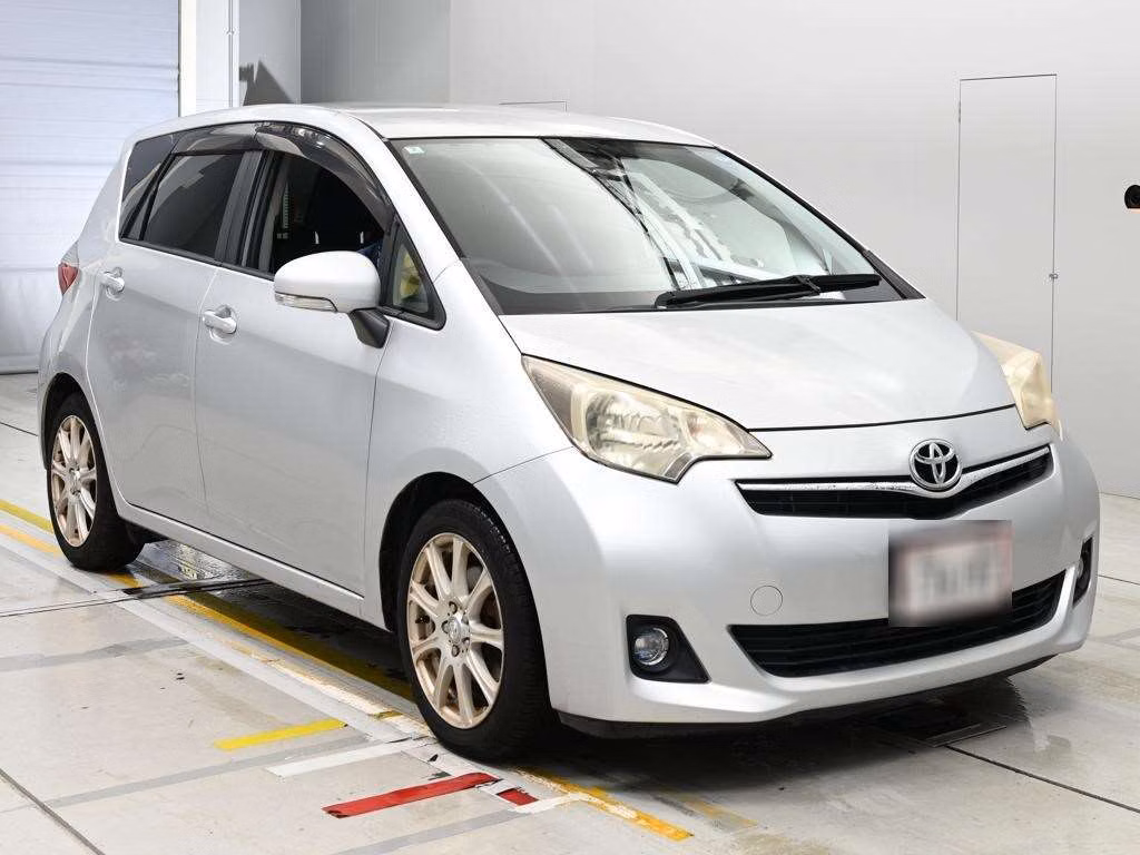 TOYOTA RACTIS