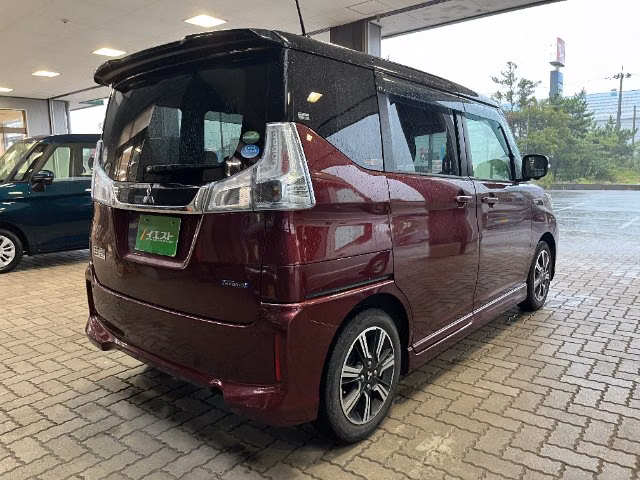 Mitsubishi Delica D:2