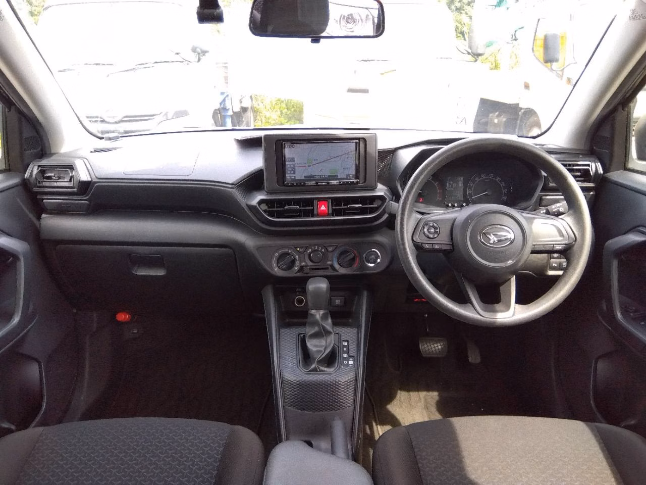 DAIHATSU ROCKY