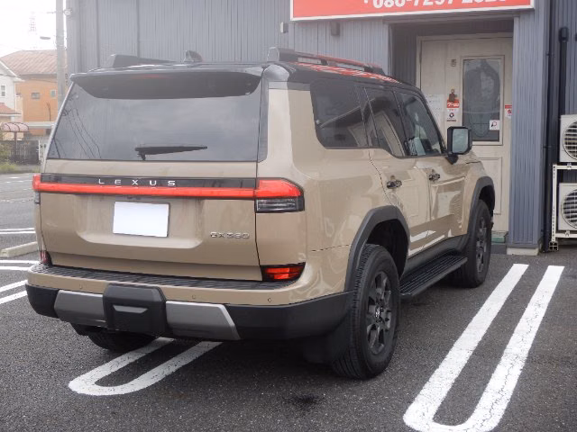 Lexus GX550