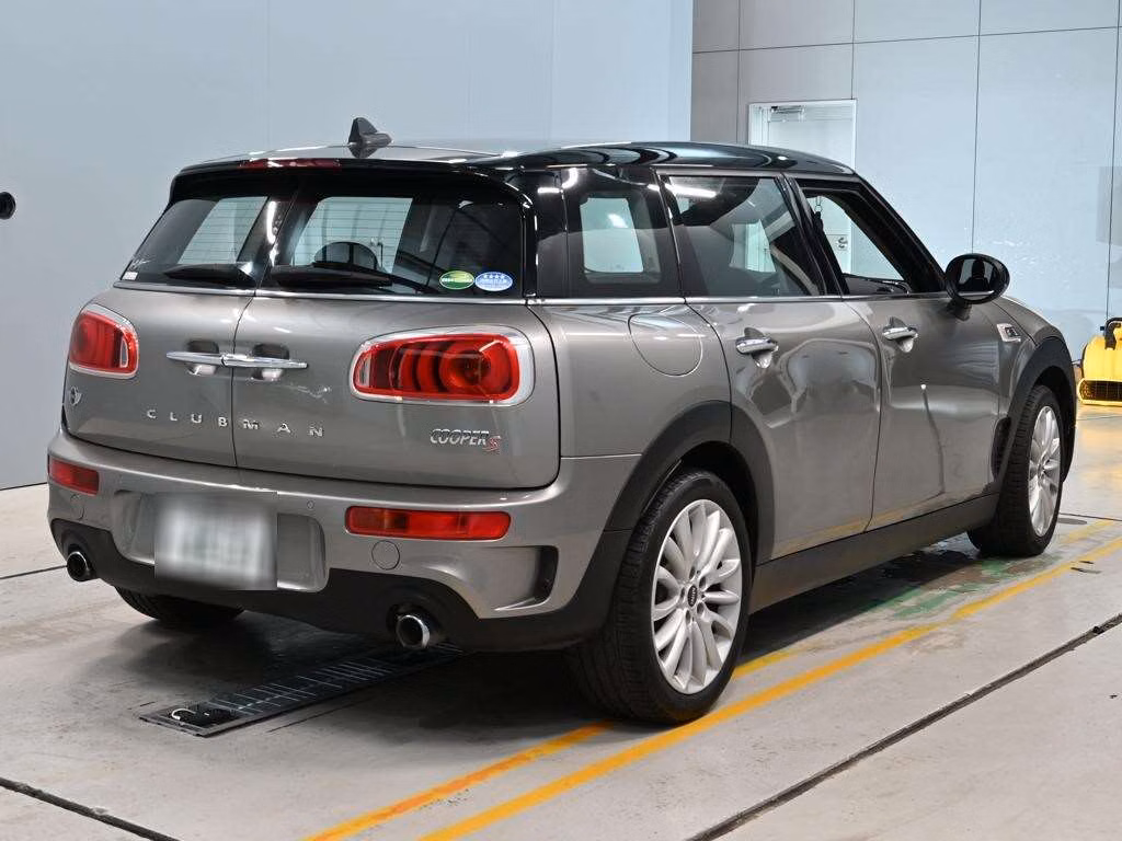 MINI CLUBMAN