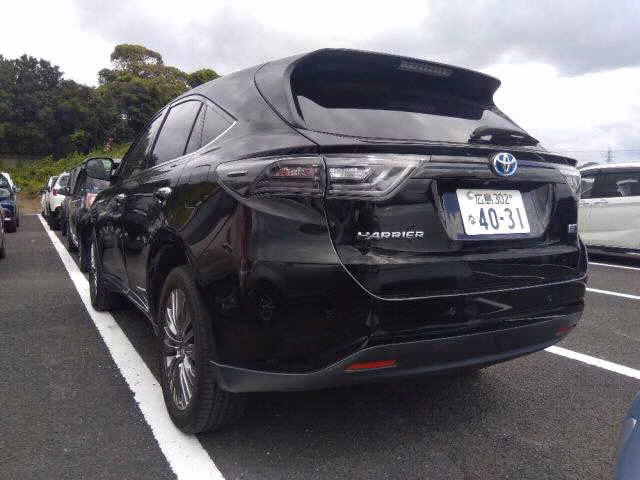 TOYOTA HARRIER