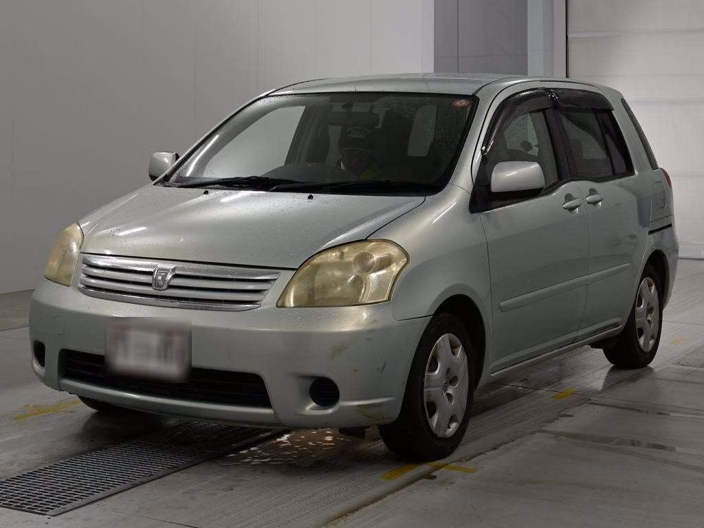 TOYOTA RAUM