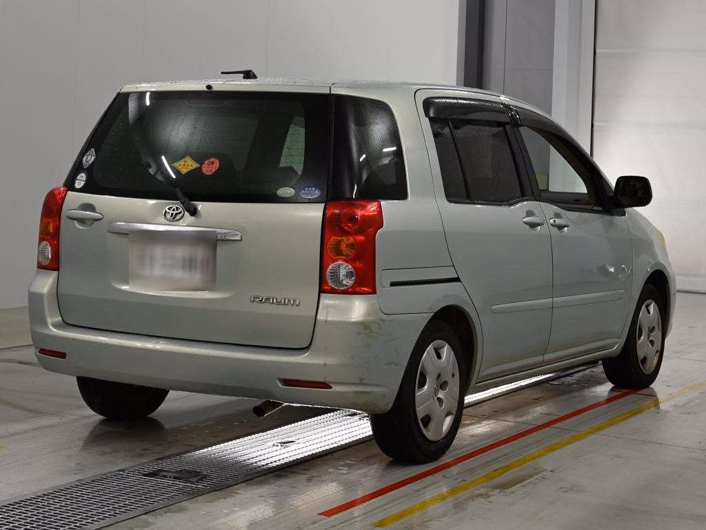 TOYOTA RAUM