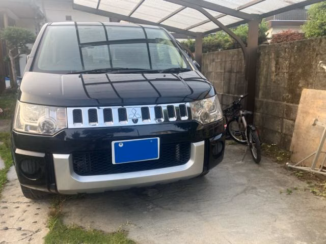 Mitsubishi Delica D:5