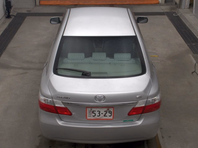 TOYOTA PREMIO