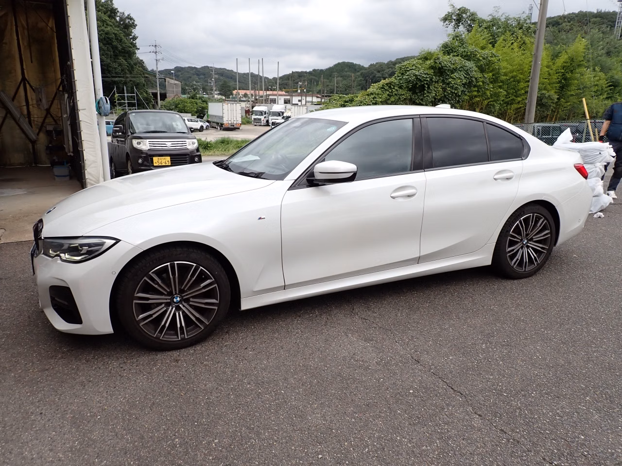 BMW 3-SERIES