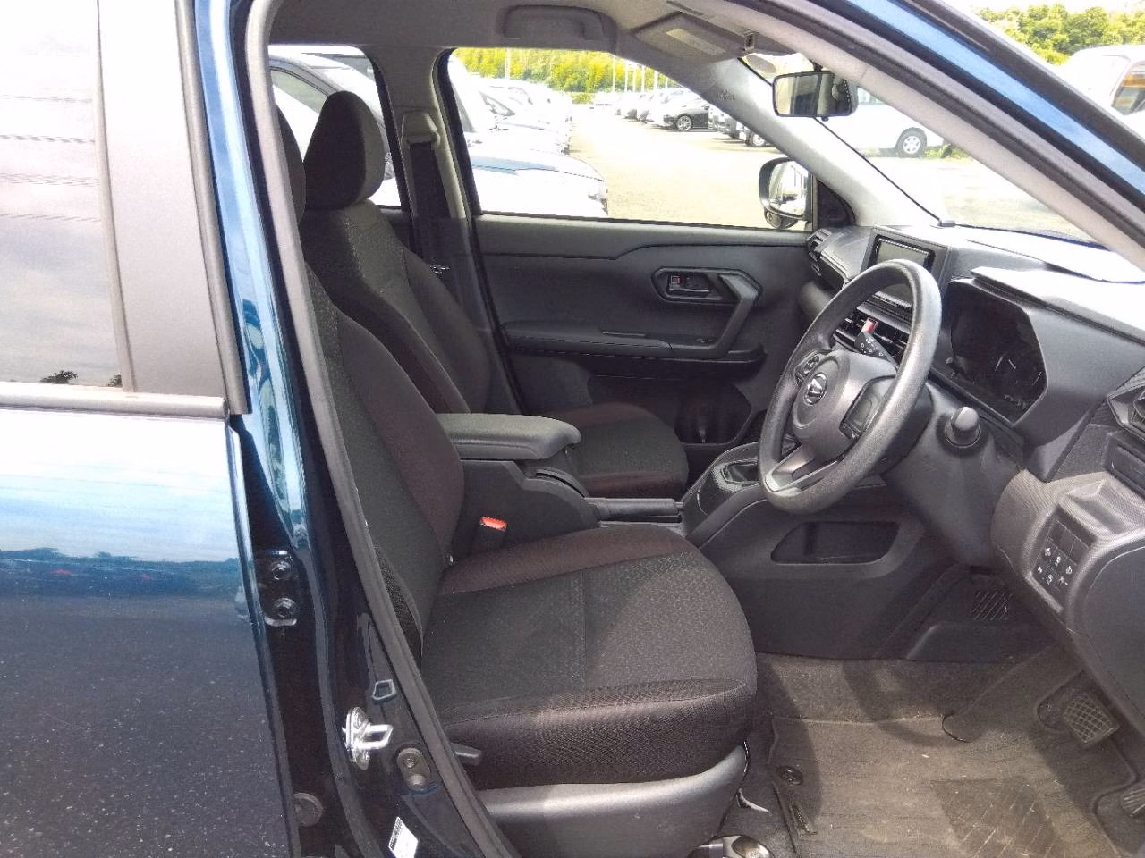DAIHATSU ROCKY