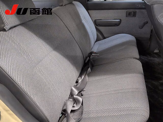 TOYOTA HILUX SURF