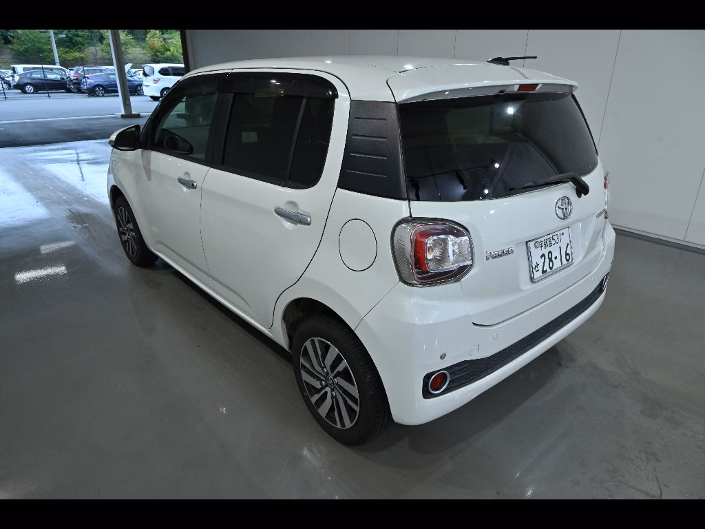 TOYOTA PASSO