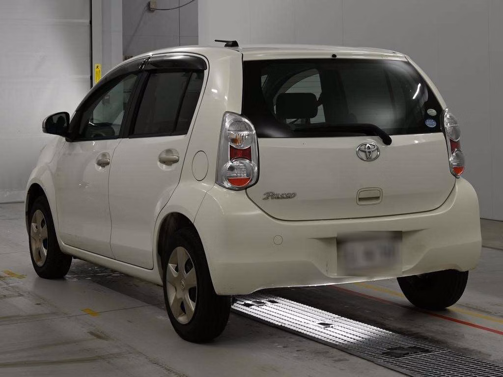 TOYOTA PASSO