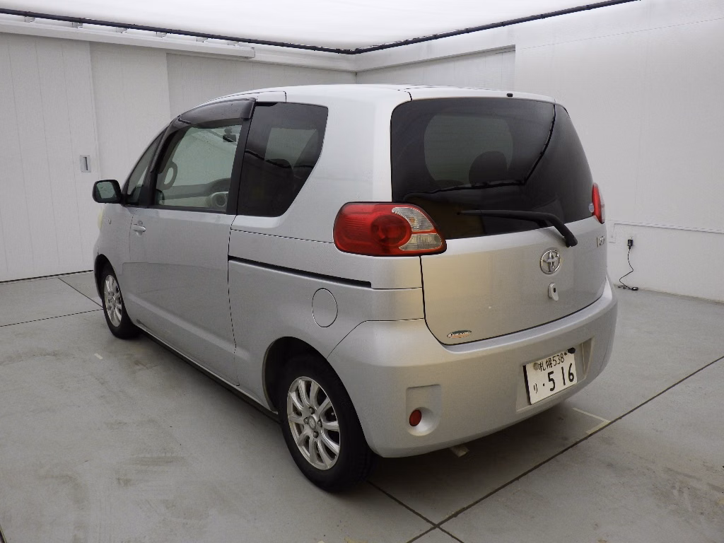 TOYOTA PORTE