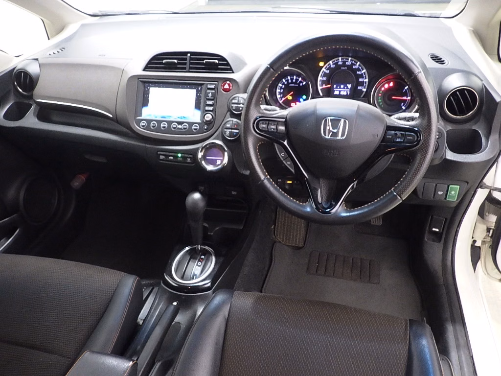 HONDA FIT SHUTTLE