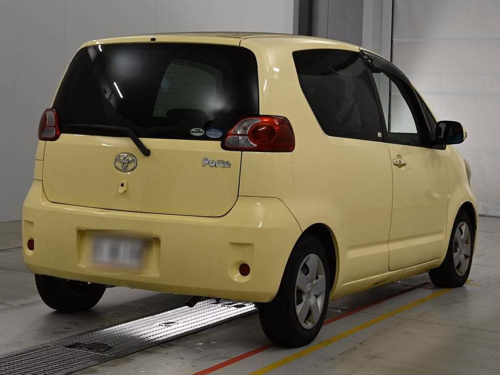 TOYOTA PORTE