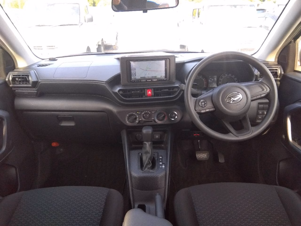 DAIHATSU ROCKY